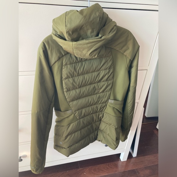 Lululemon down jacket - Picture 5 of 7